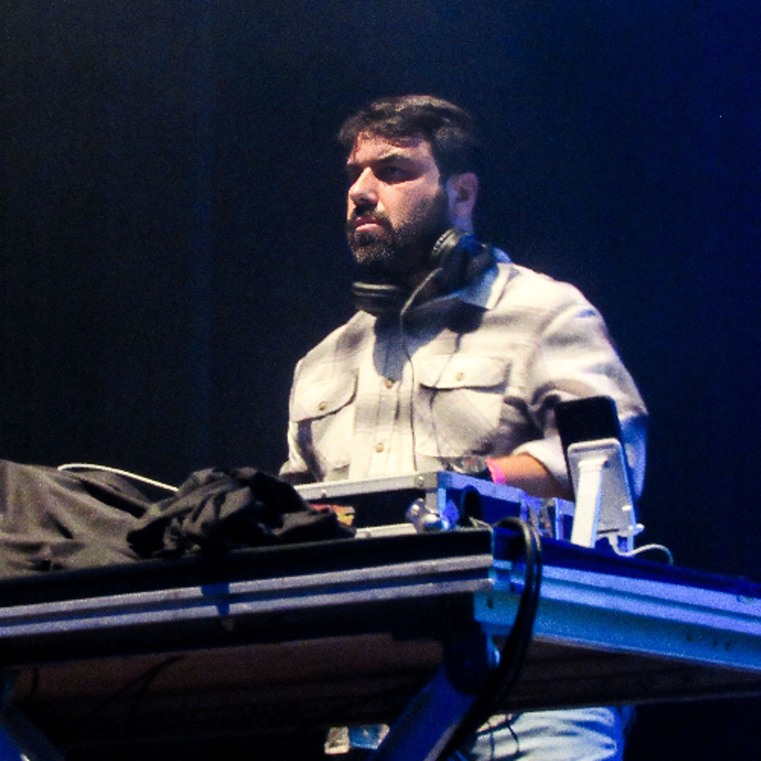 DJ Mauricio Santos em evento
